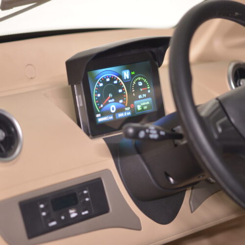 interieur van een brommobiel puramobi