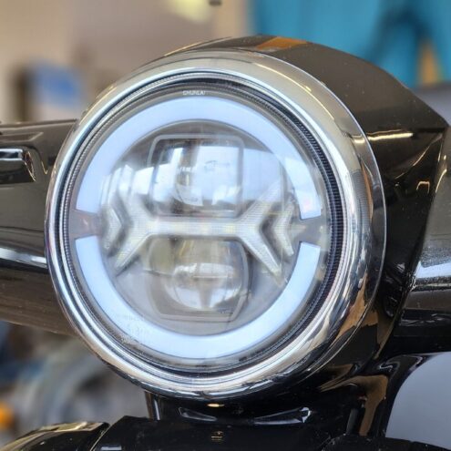 e-tors scootmobiel close up koplamp puramobi