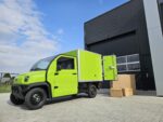 e-tors tc.01 voertuig bij een magazijn buiten puramobi