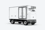 Witte Zelostech Z10 Cold-Chain RoboVan schuin van rechtsvoor, met koelunit en dubbele geïsoleerde zijdeuren