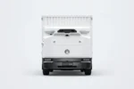 Zelostech Z20 RoboTruck recht van voren, met brede witte laadbak en sensoren boven de neus.