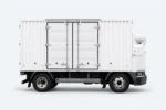 Rechterzijde van de Zelostech Z20 RoboTruck met dubbele vrachtdeuren en metalen vergrendelstangen.
