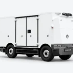 Witte Zelostech Z5 RoboVan met laadruimte, schuin van voren gezien